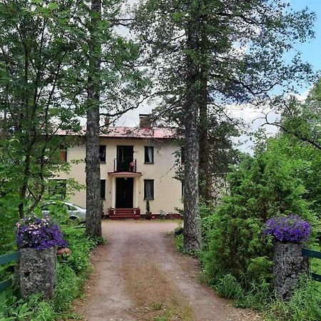 Peaceful Pernaja Bed and Breakfast Garpgard Exteriör bild