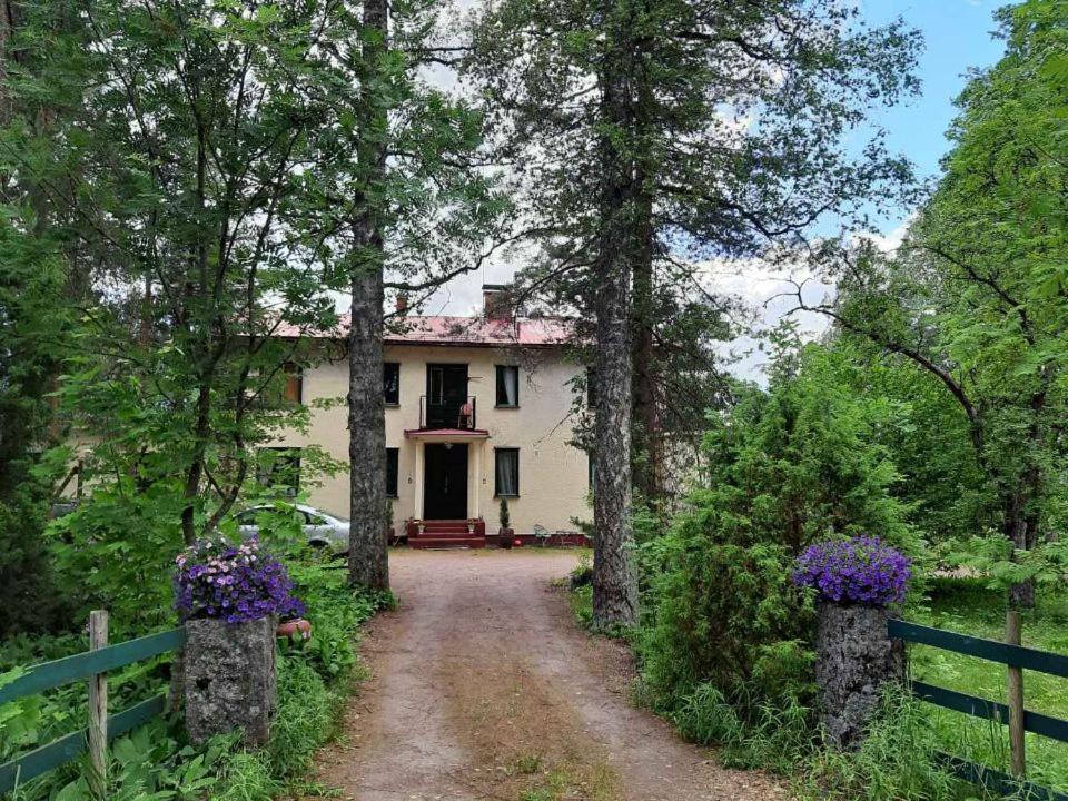 Peaceful Pernaja Bed and Breakfast Garpgard Exteriör bild
